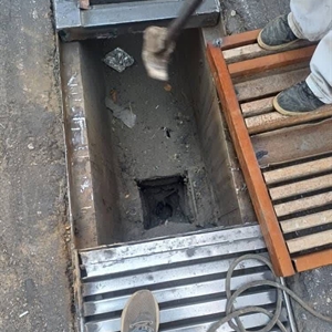 🔹 در راستای پیشگیری از آب‌گرفتگی؛ پل زیرگذر اتوبان کوهسار تعمیر شد.